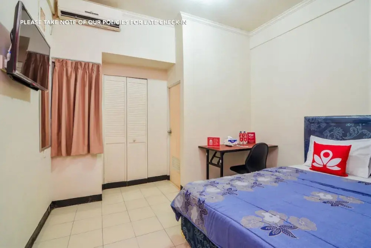 ZEN Rooms Basic near BTC