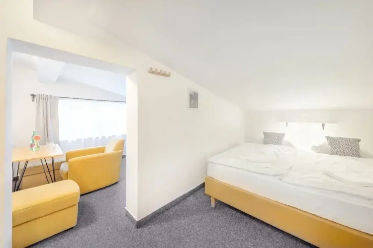 2 Bedrooms Standard Triple room