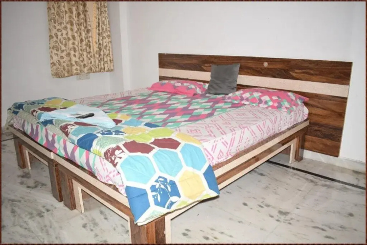 Home Touch Service Apartment