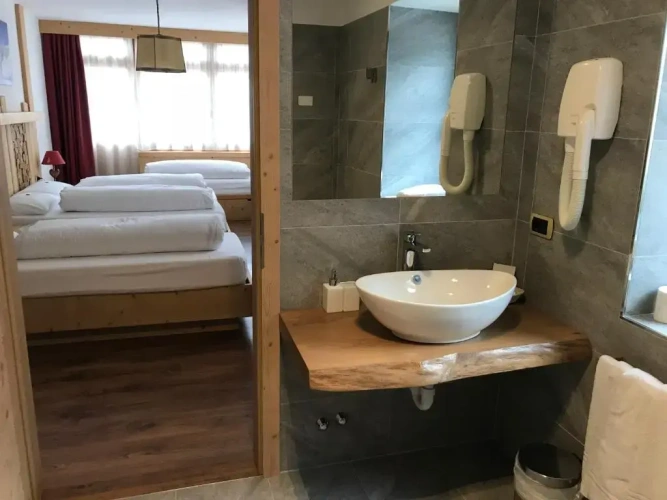 Superior Triple room