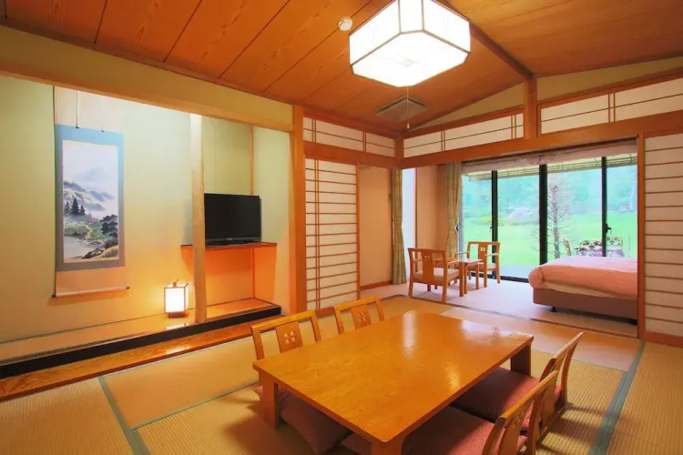 Hatago Tsubakiya