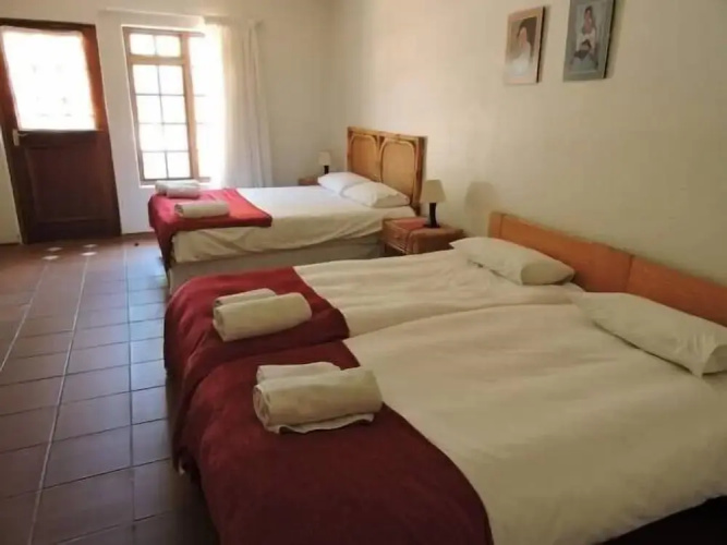 Savanna Guest Farm