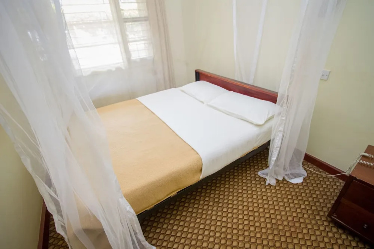 Travel Hotel