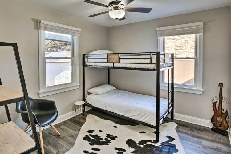 Guest rooms