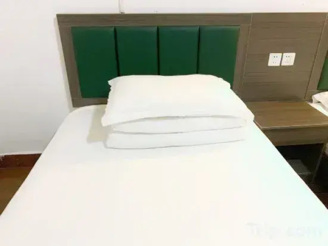 Ruichang Xinru Hotel