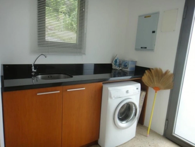 2 Bedrooms Villa