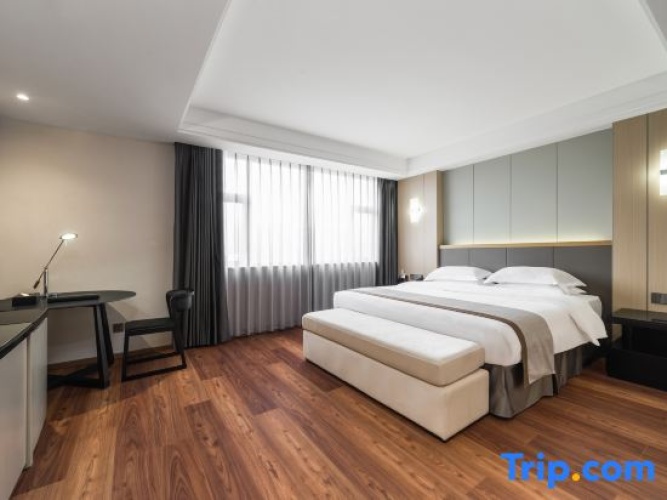 Deluxe Double Suite