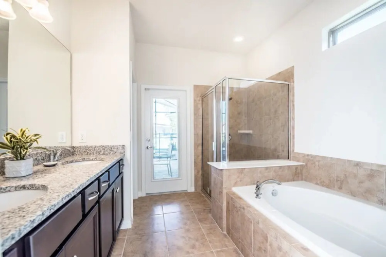 Windsor at Westside - 8891 Qin Loop