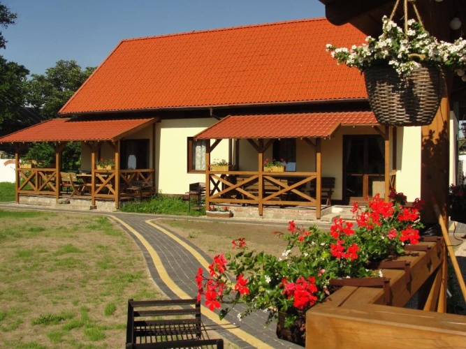 Double Chalet