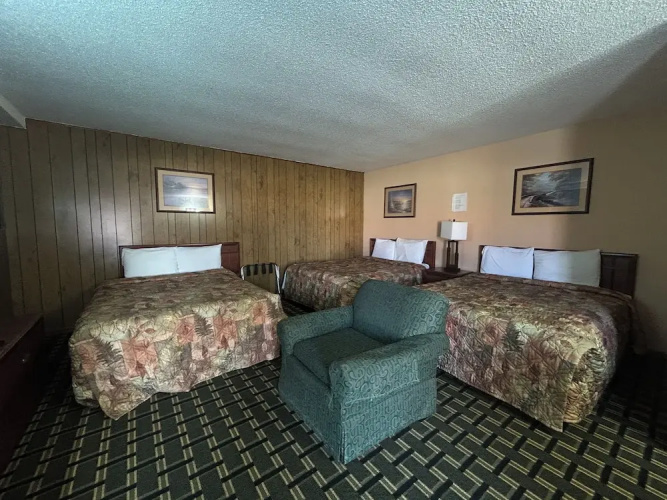 Big 12 Motel Broken Bow Ne