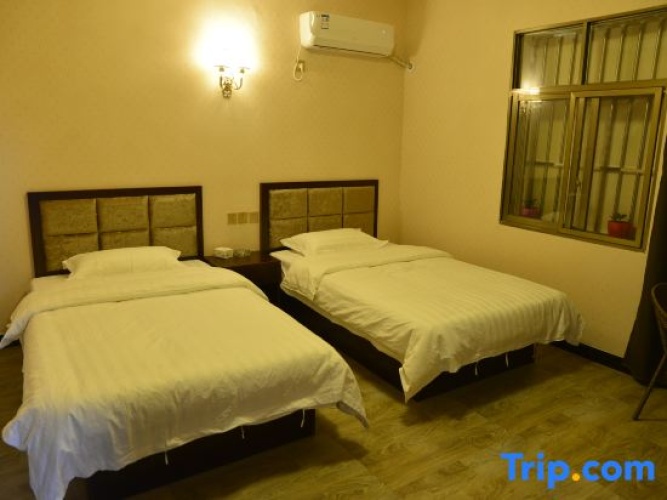 Economy room