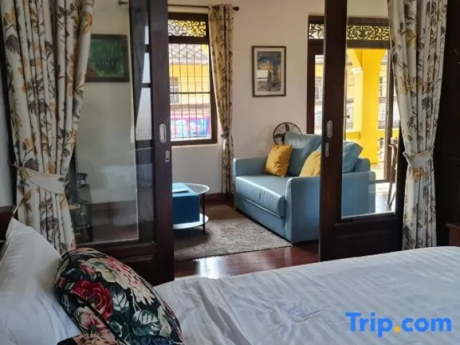 2 Bedrooms Standard Double room with balcony