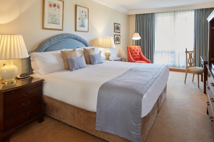 2 Bedrooms Deluxe Apartment