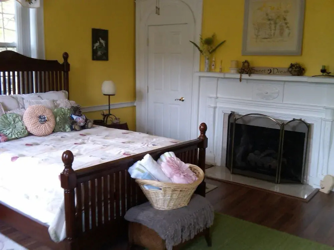 Brookside Inn At Laurens