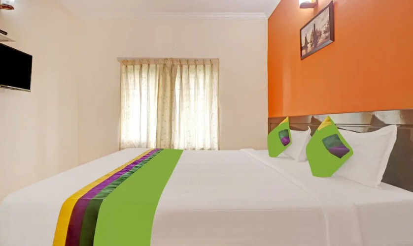 Green Palm Resort