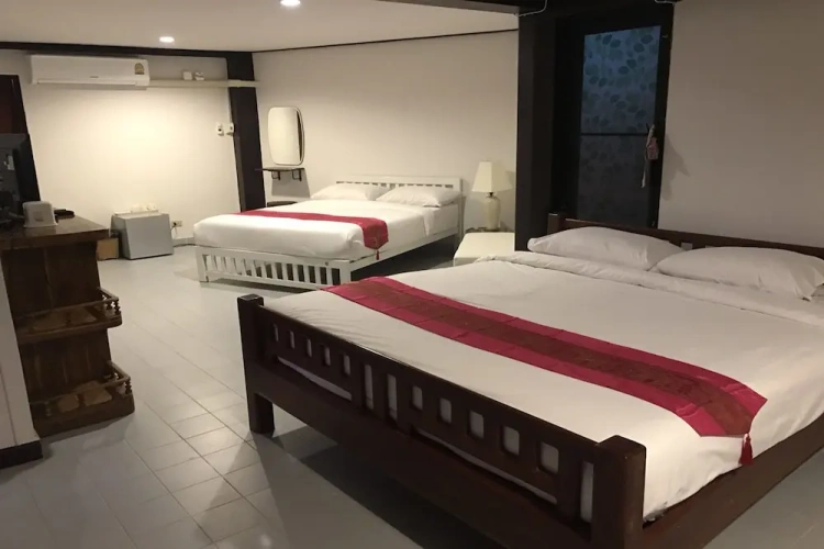 Standard Quadruple room