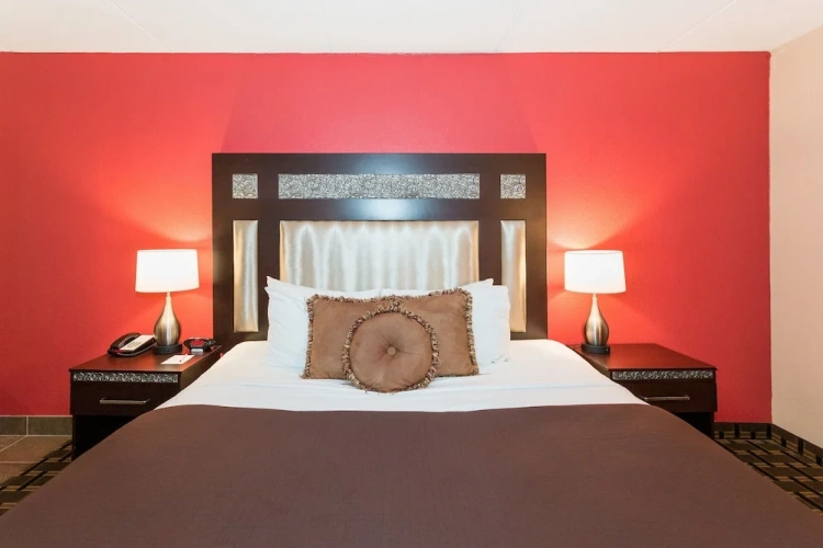 1 Bedroom Double Suite with balcony