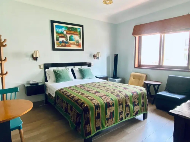 Hotel Tinkus Inn