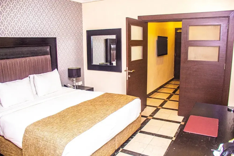 Hotel Quo Vadis