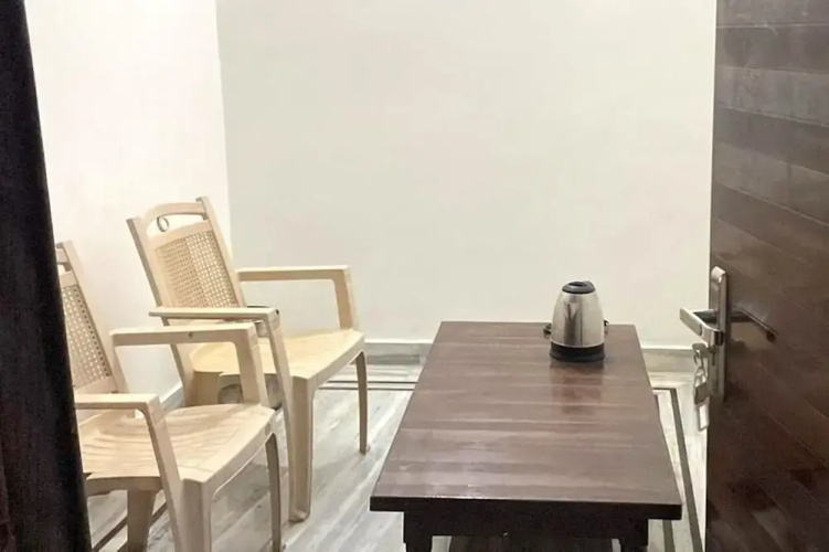 Kashi Vas Super Rooms