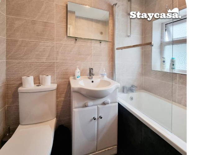 3 Bedrooms Cottage