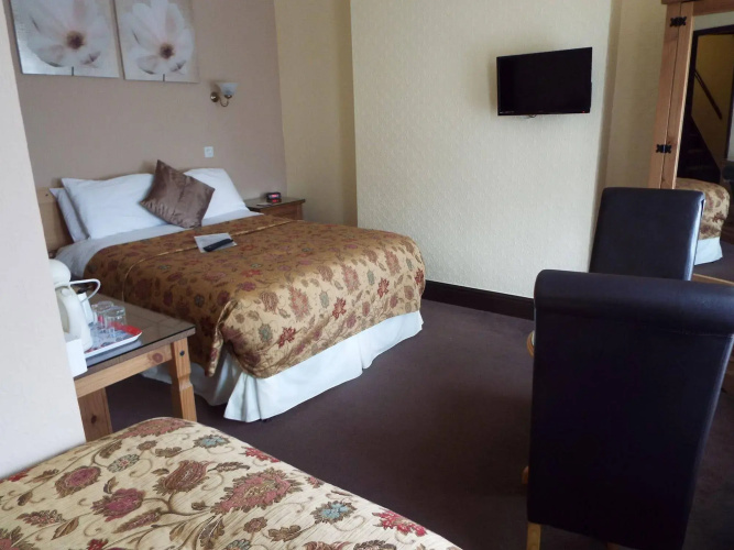 Maluth Lodge