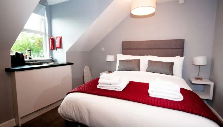 City Studios & Apartments