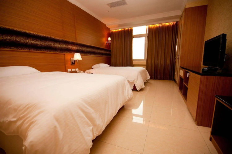 Jun Long Hotel