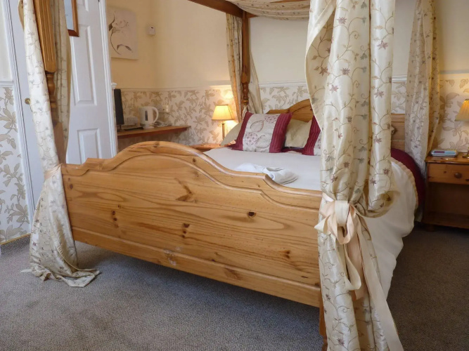 Newport Quay Bed and Breakfast