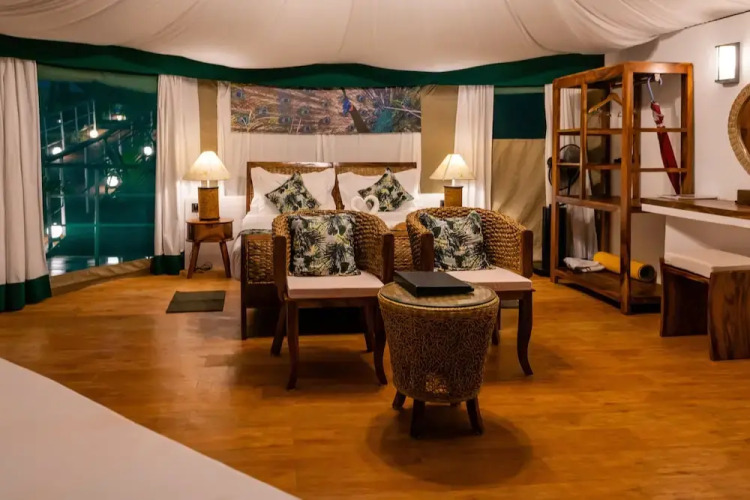 4 Rivers Floating LodgeOver view