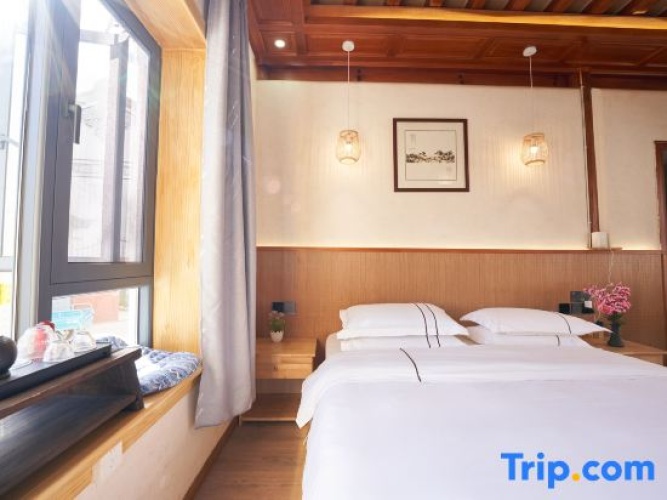 Standard Double room with courtyard view
