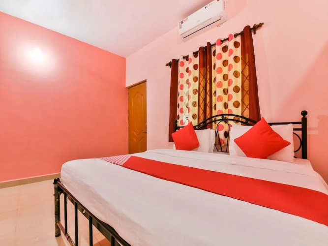OYO 17334 Sulit Comforts