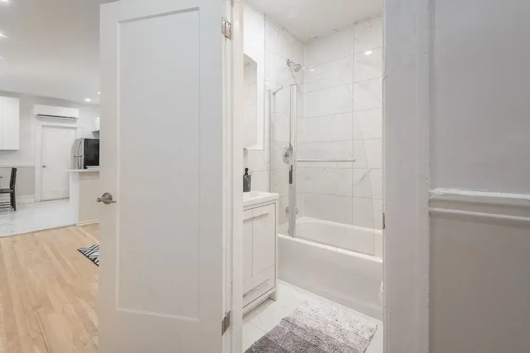 5225 rue Saint-urbain