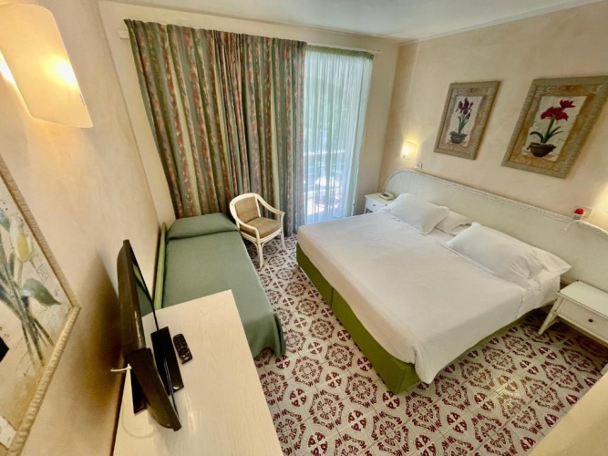 Standard Double room with balcony