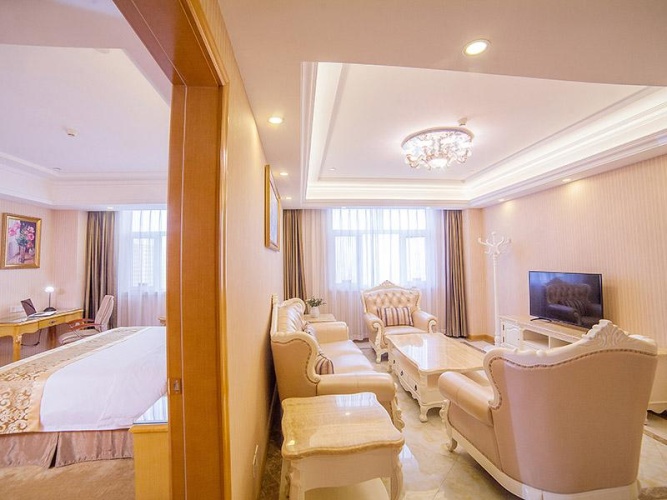 Double Suite