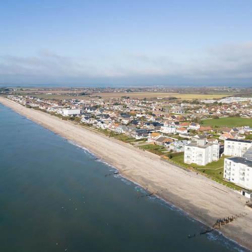 Two Bed Seafront Escape in East Wittering