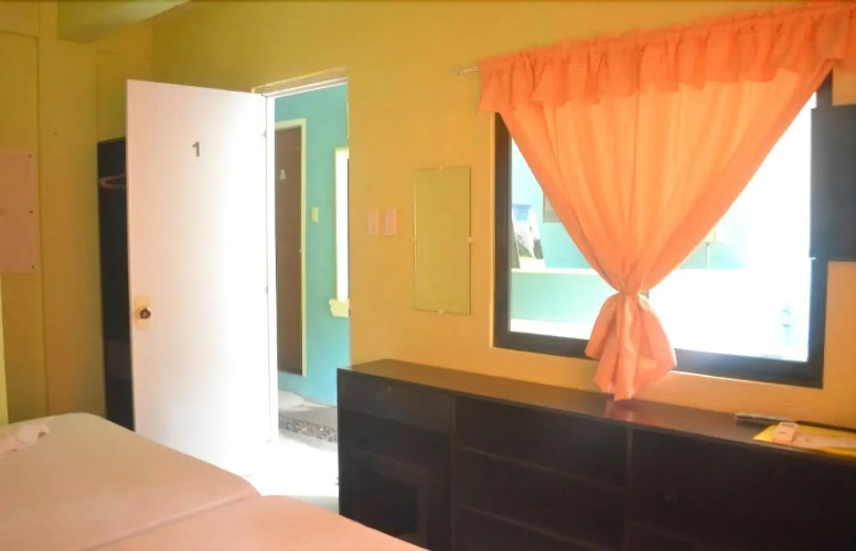 Ellen's Resort Annex