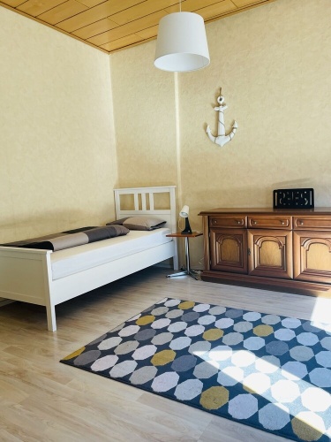3 Bedrooms Apartment
