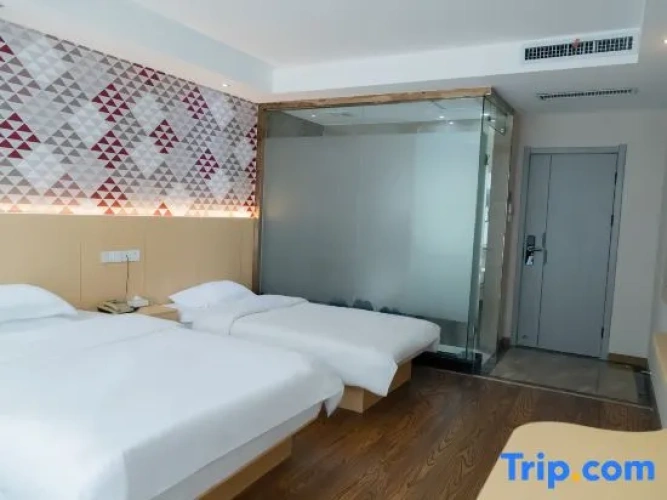 Standard Twin Family room