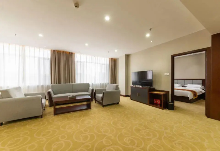 Green View Hotel