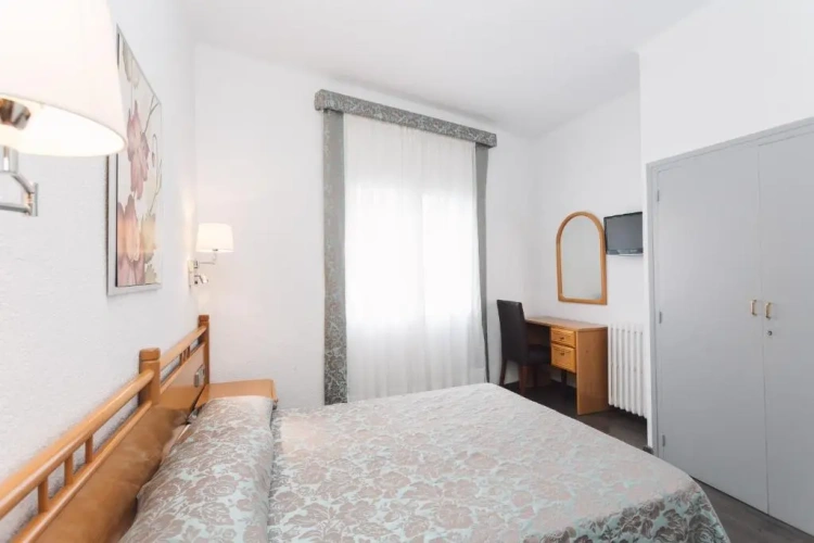Standard Double room with view