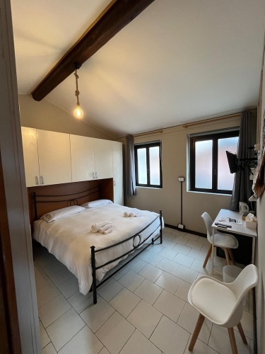 Economy Double room with courtyard view
