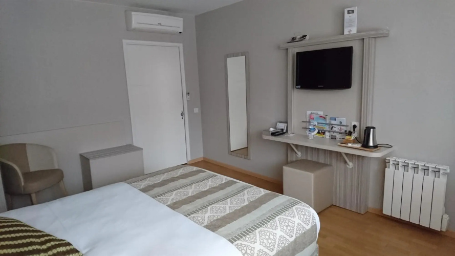 Hotel Kyriad Toulouse Sud - Roques