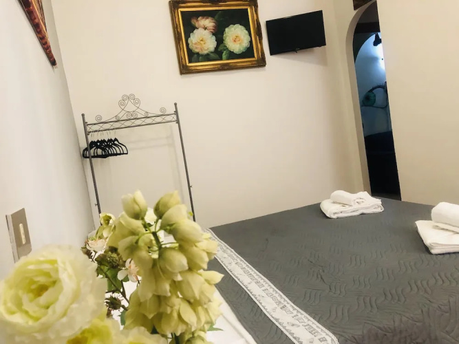 Parisa Suite