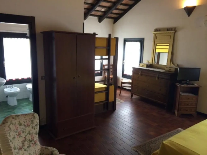 Standard Family room