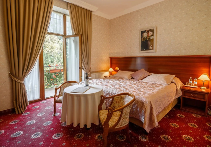 Chopin Hotel
