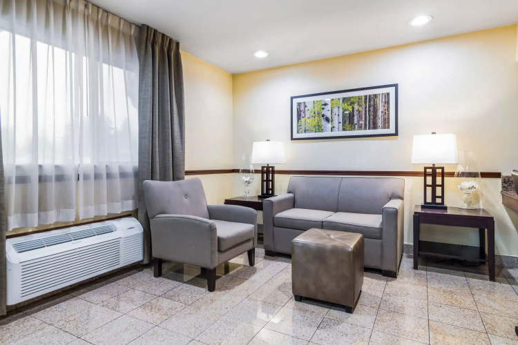Quality Inn & Suites Lacey Olympia