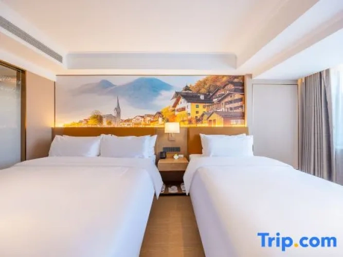 Deluxe Twin Family room