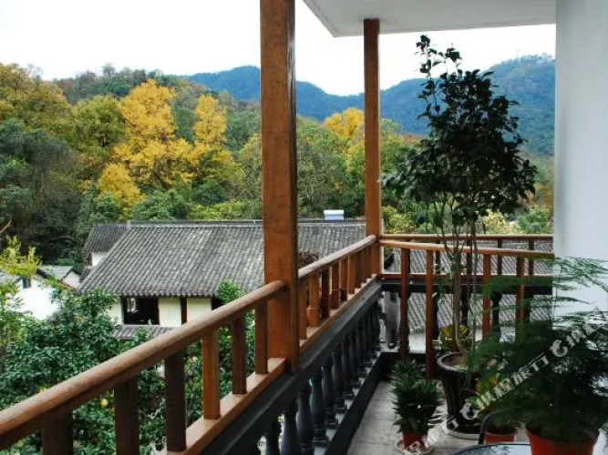 Share Hotel