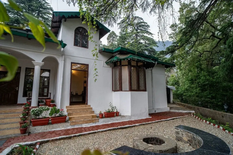 Deodar Bungalow & Cottage by Trikone